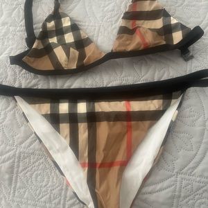 Burberry bikini large